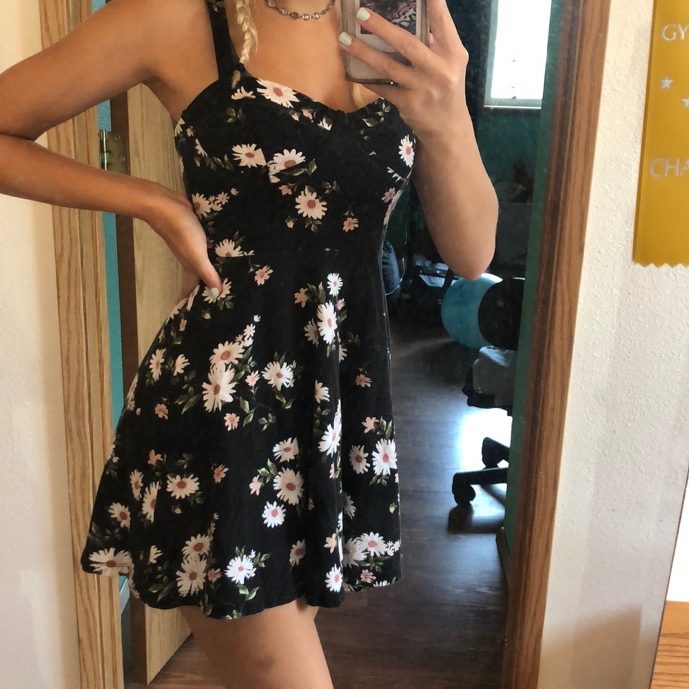 Forever 21 flower dress🌸